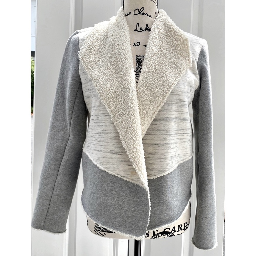 NWOT Lou & Grey Open Front Sherpa Cardigan